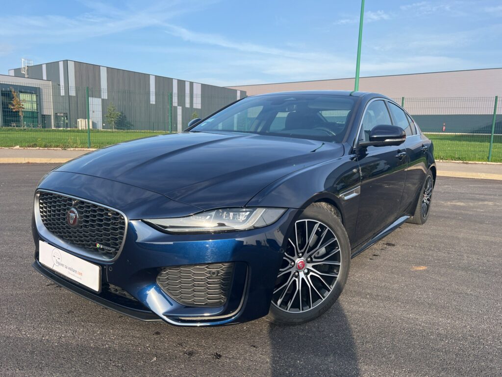 Jaguar XE D200 2.0 L 204 ch